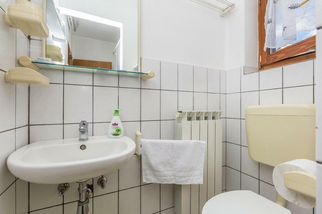Apartment Karmel Viskovo Экстерьер фото