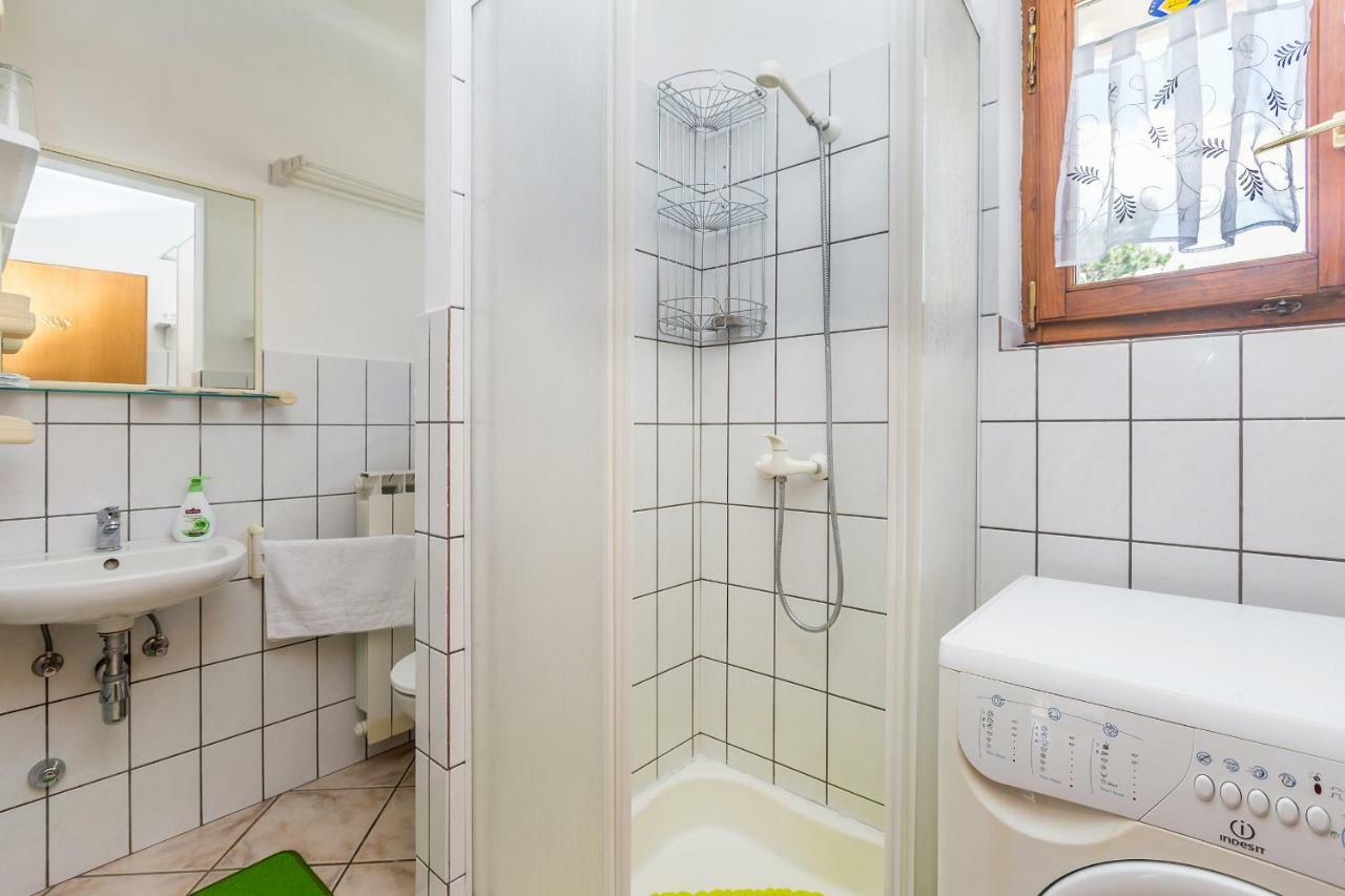 Apartment Karmel Viskovo Экстерьер фото