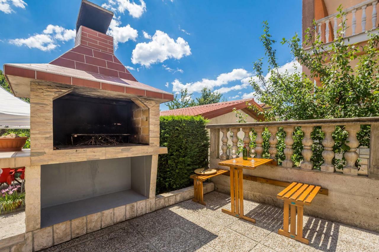 Apartment Karmel Viskovo Экстерьер фото